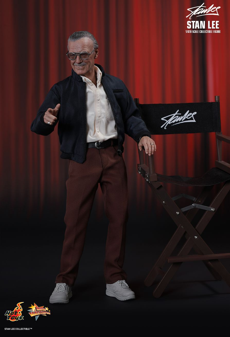 Illustration for article titled Even Stan Lee Has a Hot Toys Action Figure Now